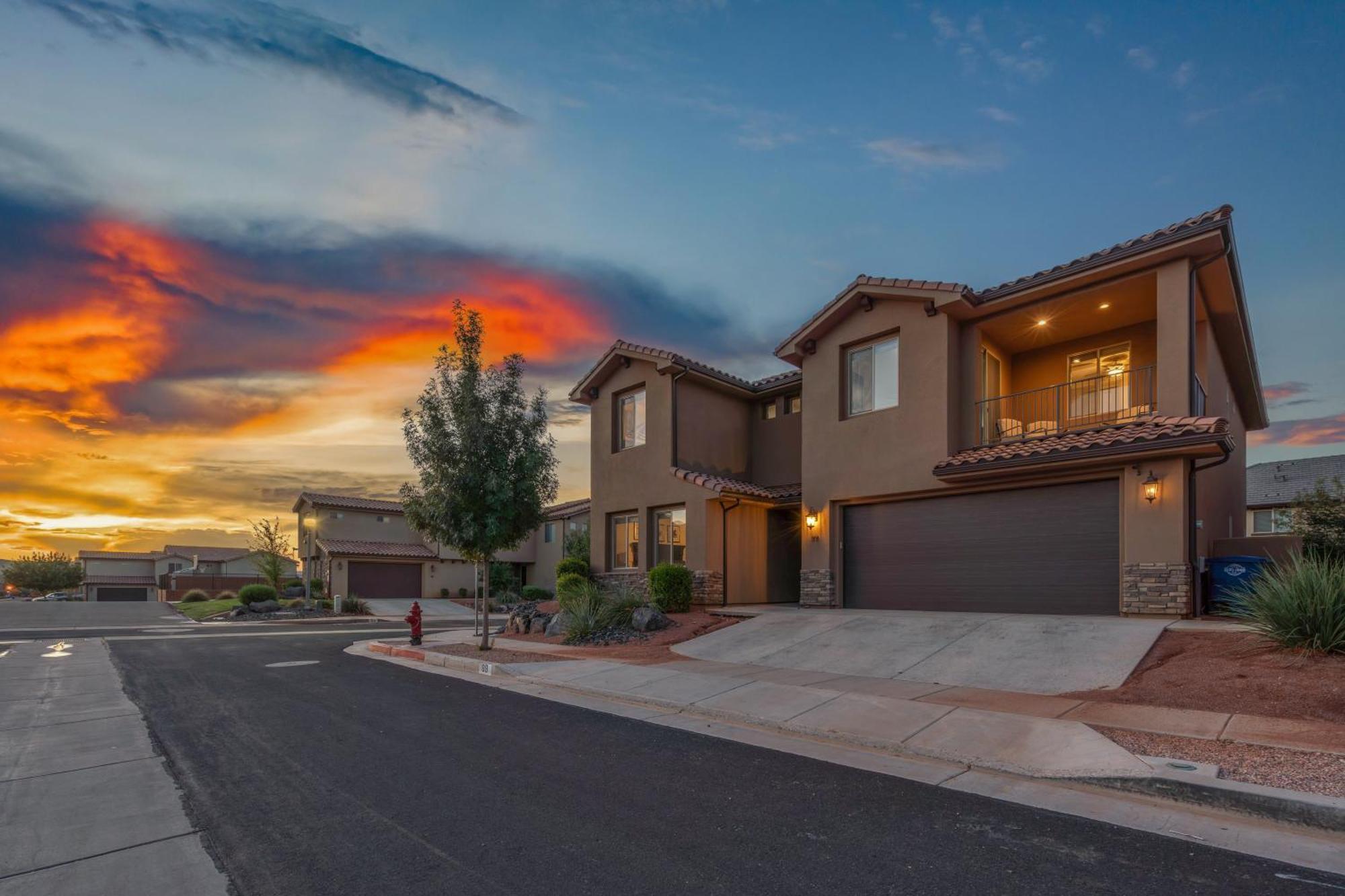 Pv 99 Private Hot Tub, Ping Pong Table, Xbox X Series And Resort Amenities Santa Clara Exterior photo